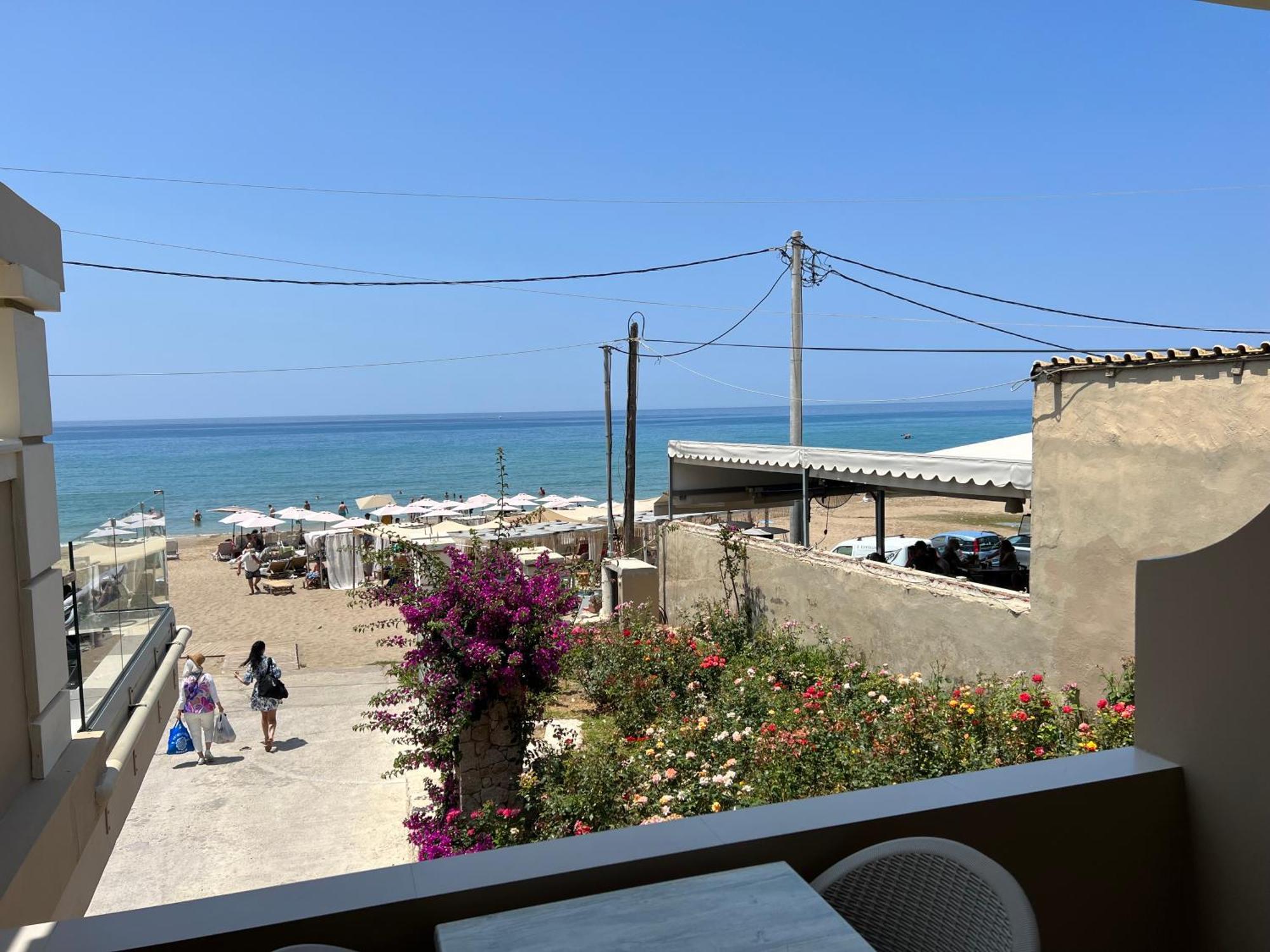 Agios Gordios Beach Resort Exterior photo