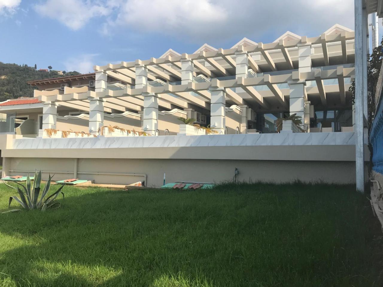 Agios Gordios Beach Resort Exterior photo